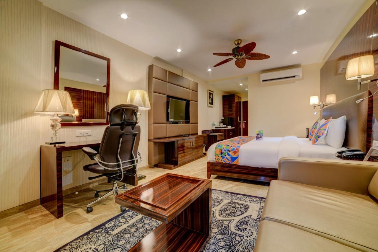 Fabhotel Prime Sarala Crown With Pool - Nr Calangute Beach Exterior foto
