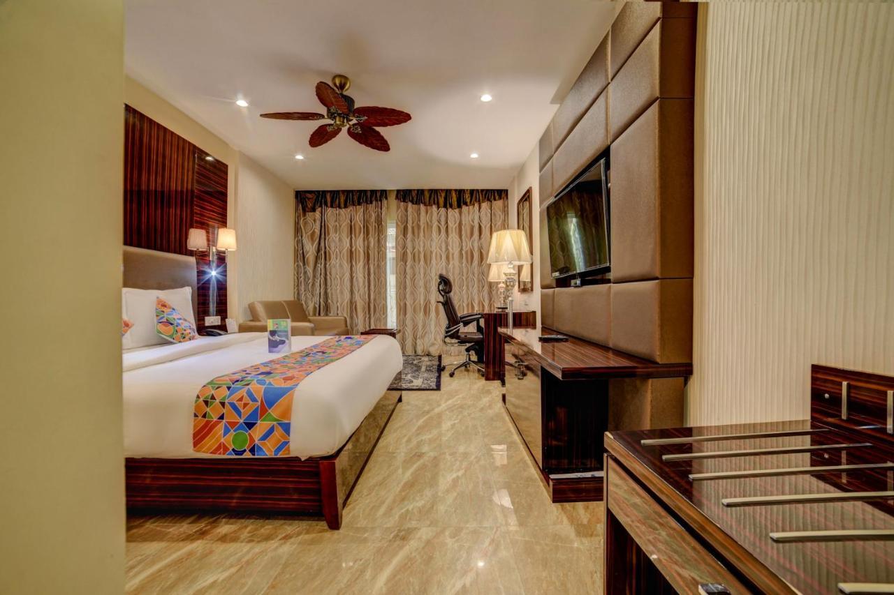 Fabhotel Prime Sarala Crown With Pool - Nr Calangute Beach Exterior foto